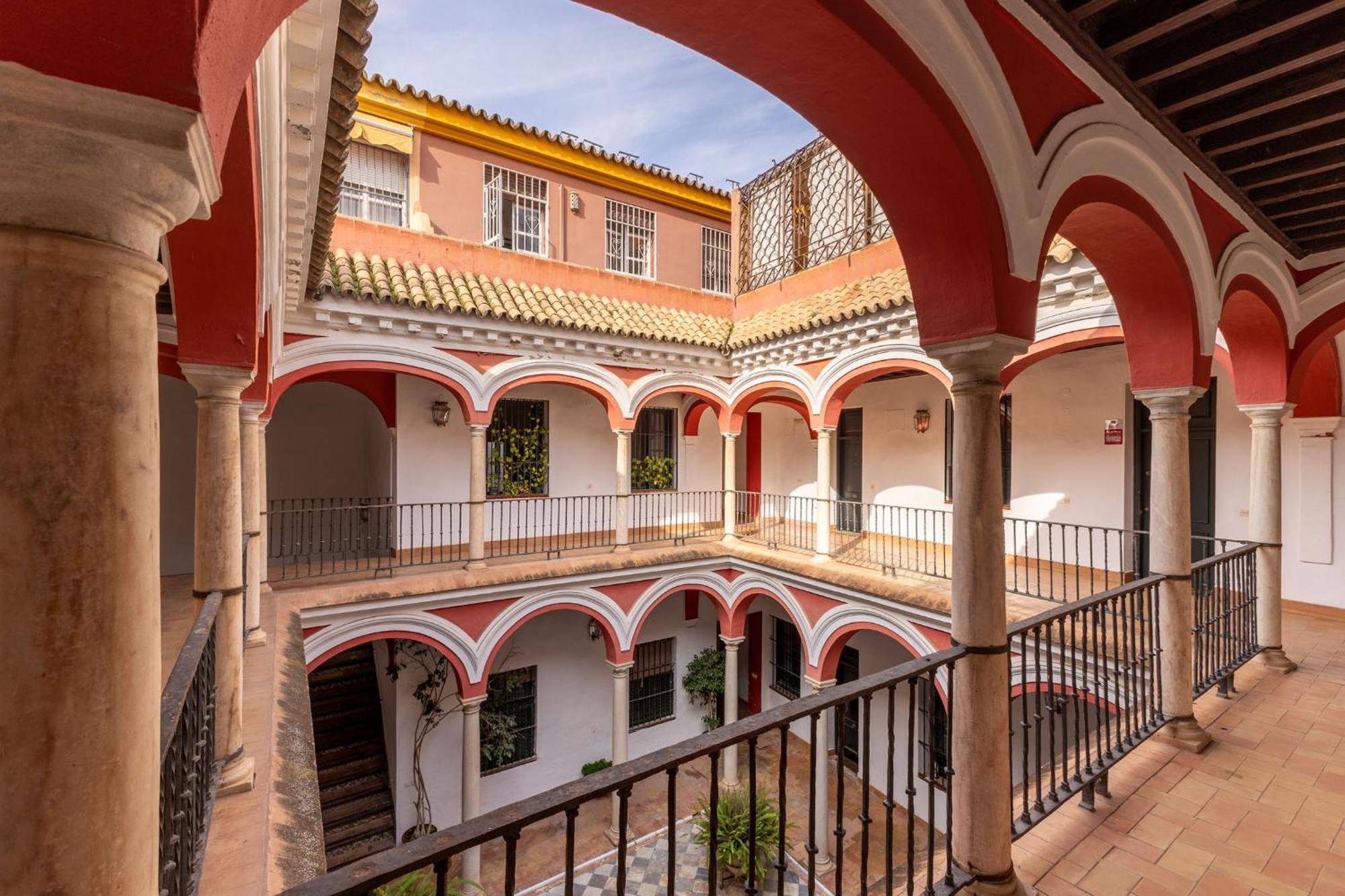 Charming 2 Bedroom Apartment At Plaza El Salvador By Ocityzen, Seville